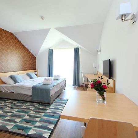 Holiday Exclusive Apartman Balatonfured Ngoại thất bức ảnh