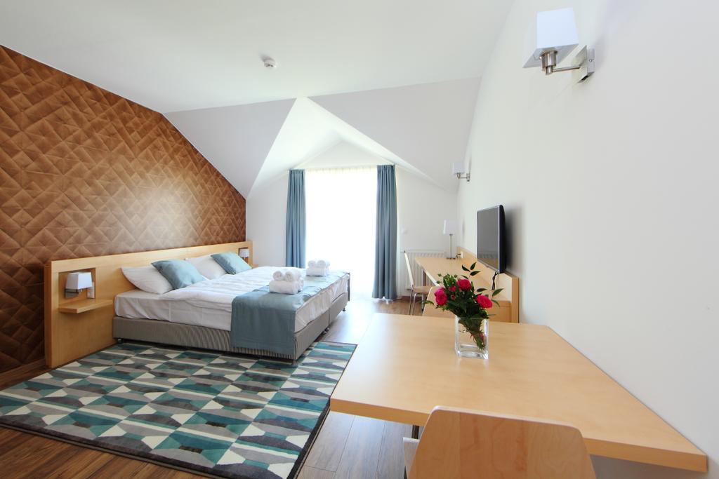 Holiday Exclusive Apartman Balatonfured Ngoại thất bức ảnh